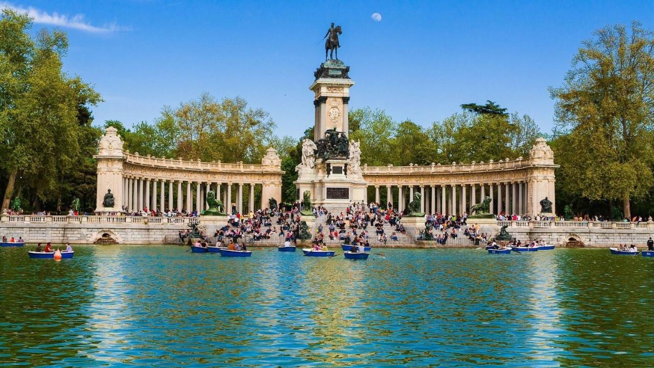 Apartamento Retiro VI En Madrid Luaran gambar